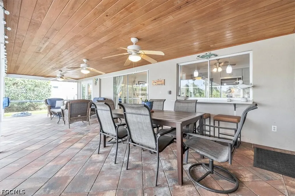 5027 Pelican Boulevard Cape Coral FL 33914