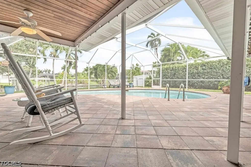 5027 Pelican Boulevard Cape Coral FL 33914