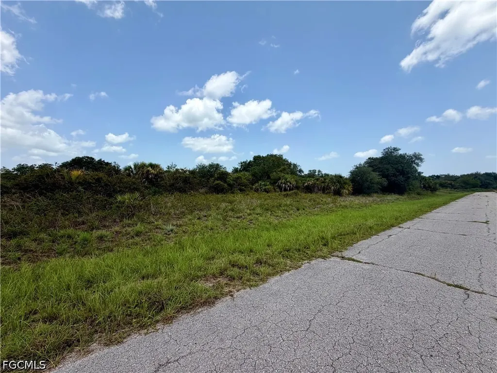216 Moonlight Lane Labelle FL 33935