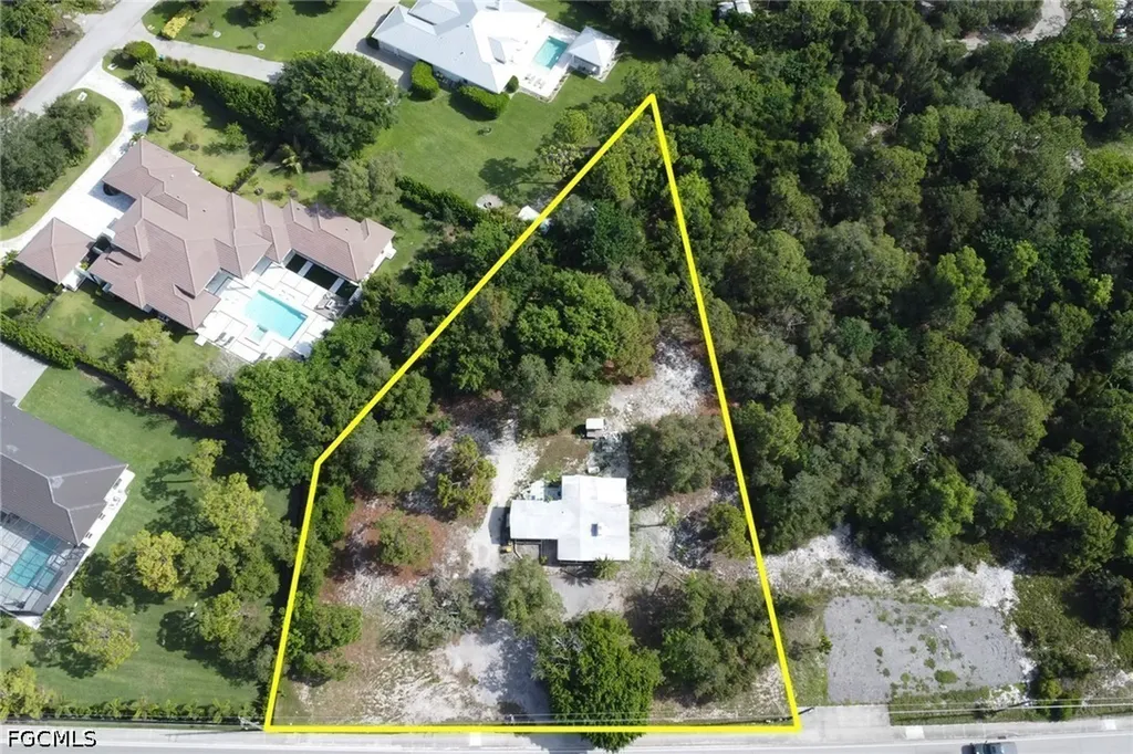 1175 Pine Ridge Road Naples FL 34108