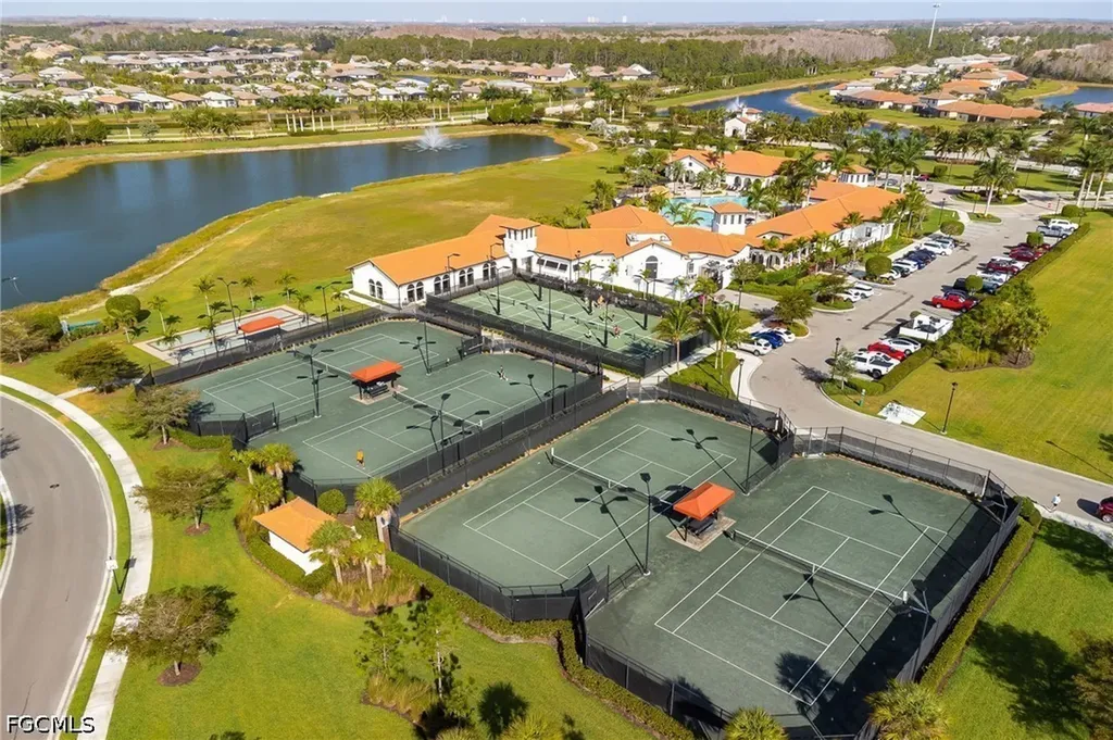12027 Hawthorn Lake Drive Fort Myers FL 33913