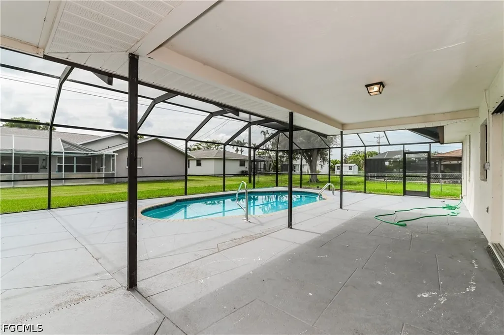 3411 SW 6th Place Cape Coral FL 33914