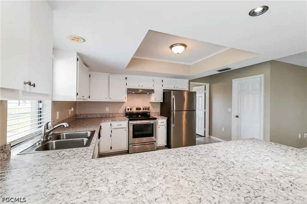 3411 SW 6th Place Cape Coral FL 33914