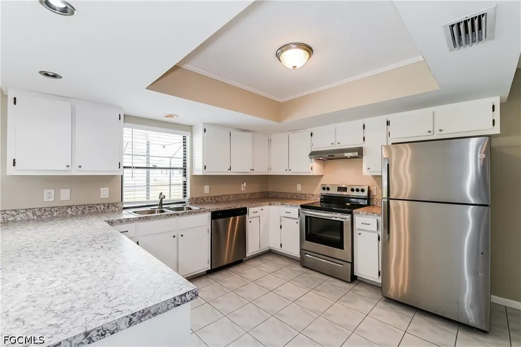 3411 SW 6th Place Cape Coral FL 33914