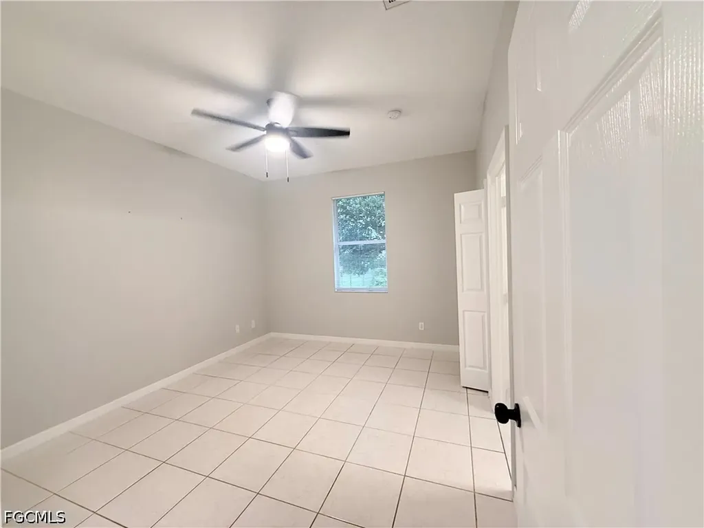 3813 19th Street SW Lehigh Acres FL 33976