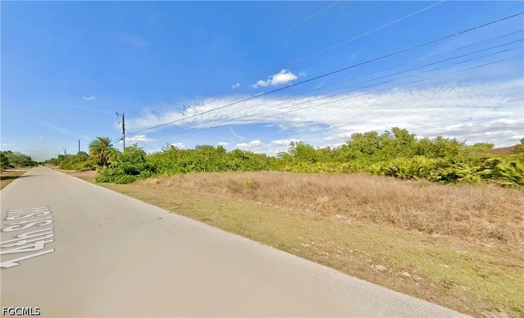 3804 14th Street SW Lehigh Acres FL 33976