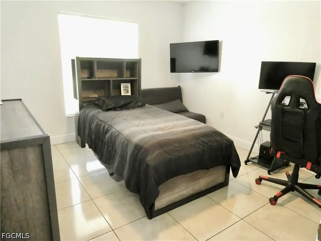 2712 Nature Pointe Loop Fort Myers FL 33905