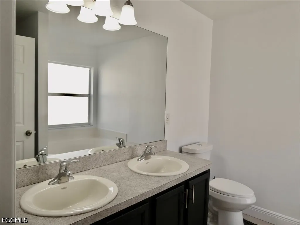 2712 Nature Pointe Loop Fort Myers FL 33905