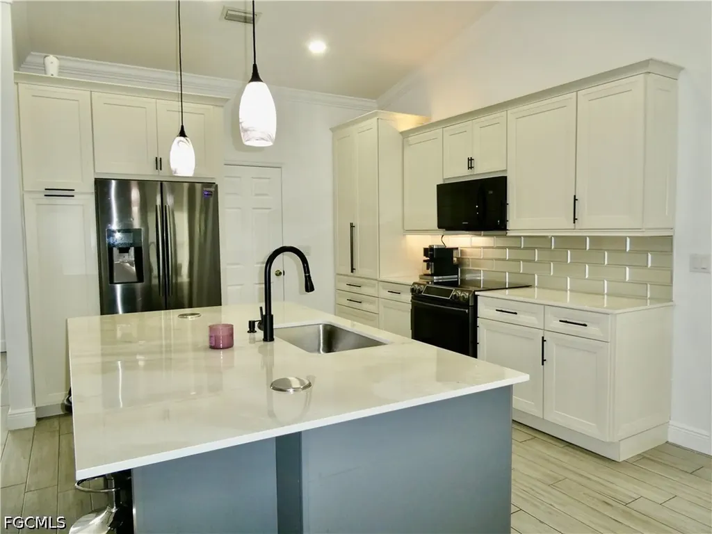 2712 Nature Pointe Loop Fort Myers FL 33905