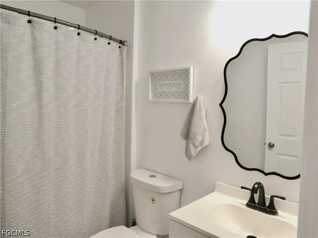 2712 Nature Pointe Loop Fort Myers FL 33905
