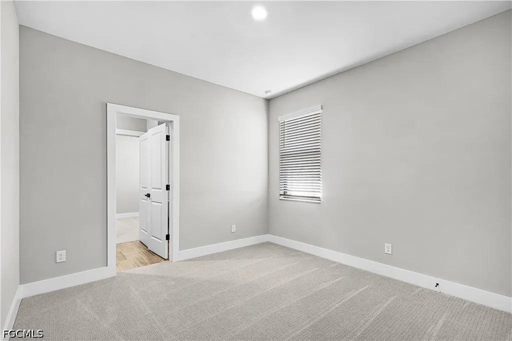 138 SE 5th Place Cape Coral FL 33990