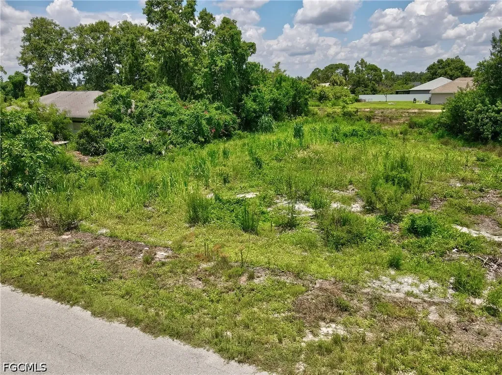 4108 15th Street SW Lehigh Acres FL 33976