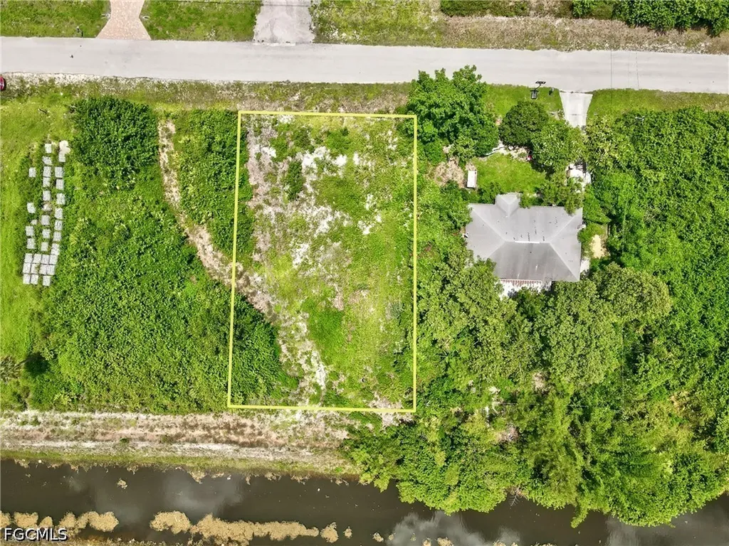 4108 15th Street SW Lehigh Acres FL 33976
