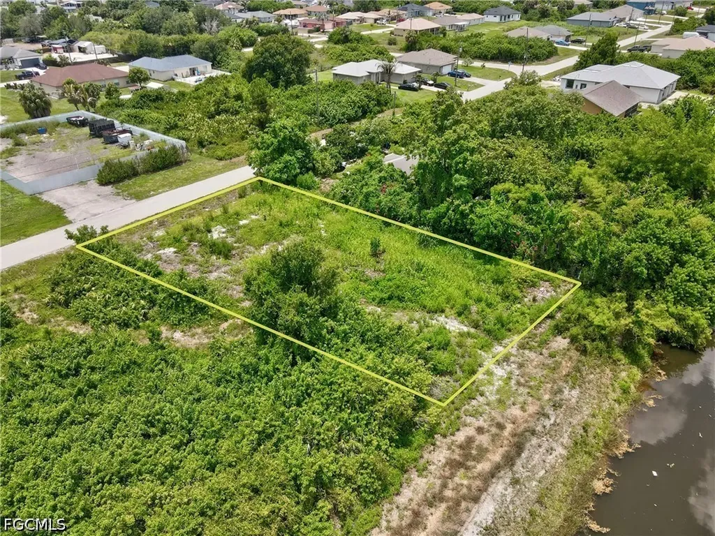 4108 15th Street SW Lehigh Acres FL 33976