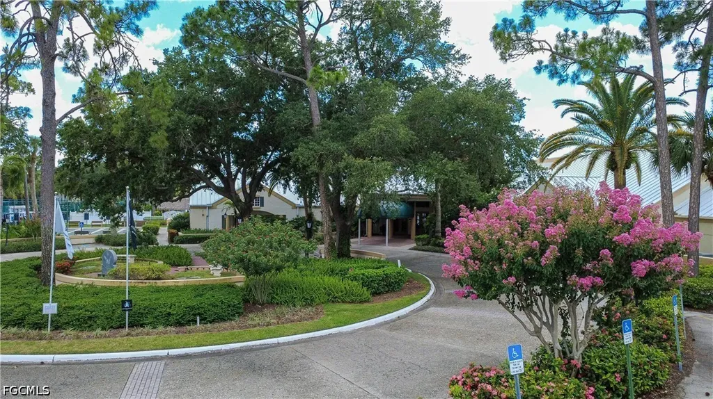 19876 Frenchmans Court North Fort Myers FL 33903