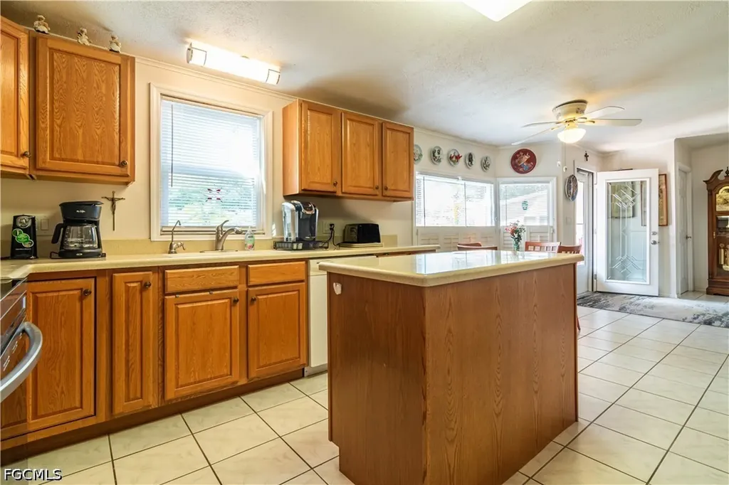 19876 Frenchmans Court North Fort Myers FL 33903
