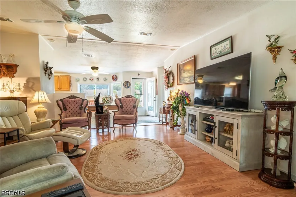 19876 Frenchmans Court North Fort Myers FL 33903