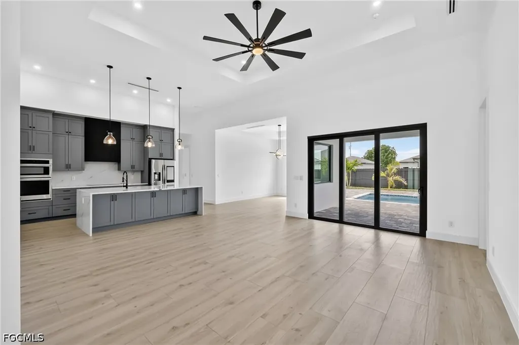 3004 Chiquita Boulevard S Cape Coral FL 33914