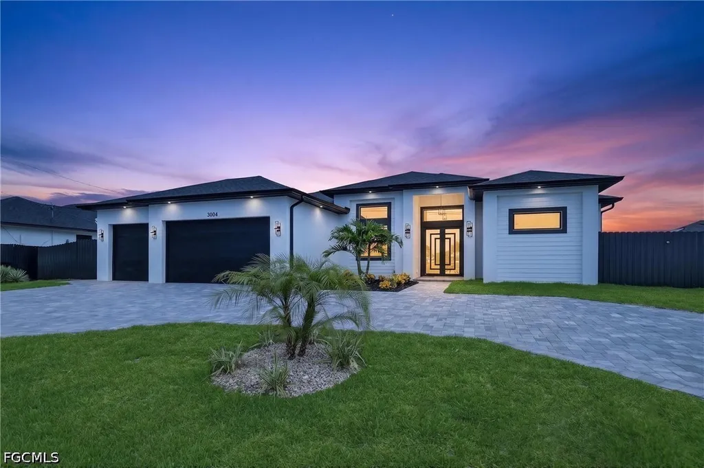 3004 Chiquita Boulevard S Cape Coral FL 33914