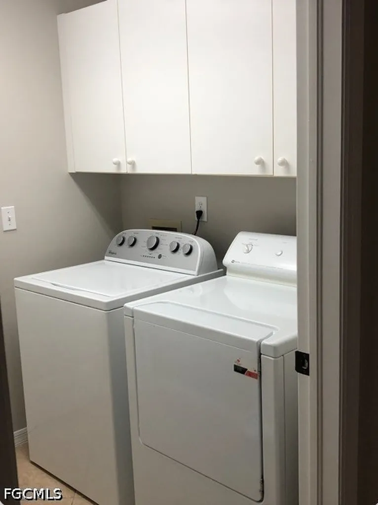 8223 Breton Circle Fort Myers FL 33912