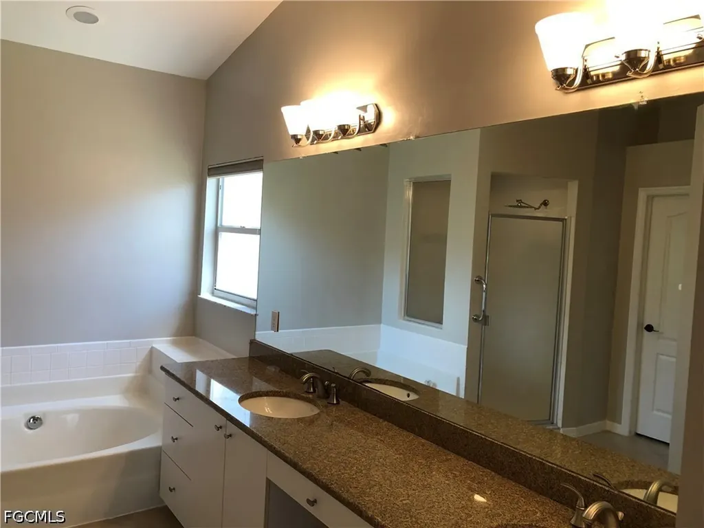 8223 Breton Circle Fort Myers FL 33912