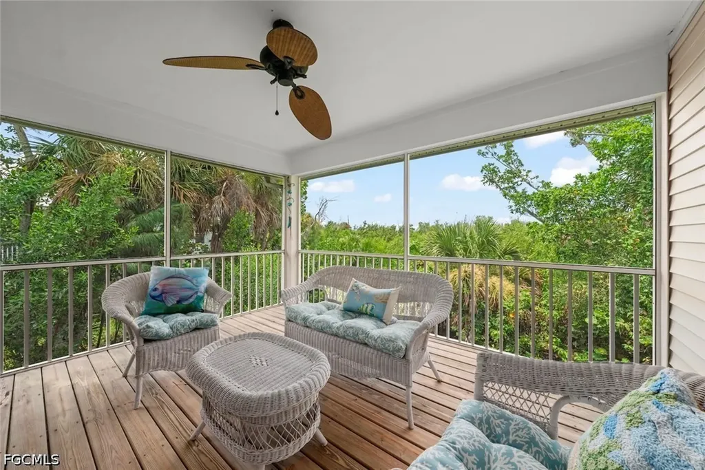 1858 Farm Trail Sanibel FL 33957
