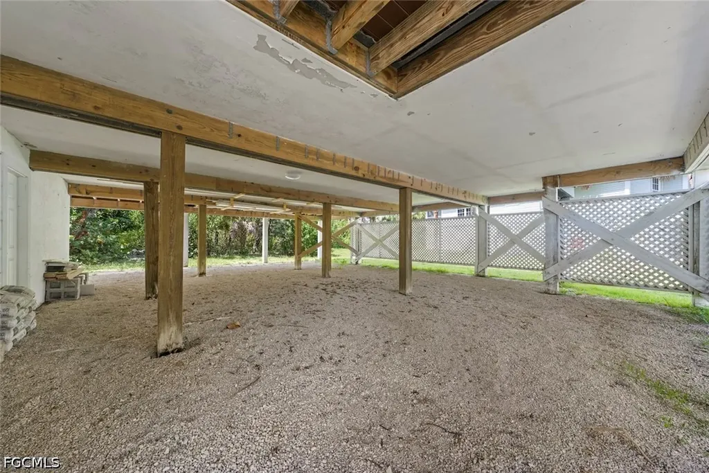 1858 Farm Trail Sanibel FL 33957