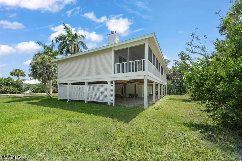 1858 Farm Trail Sanibel FL 33957