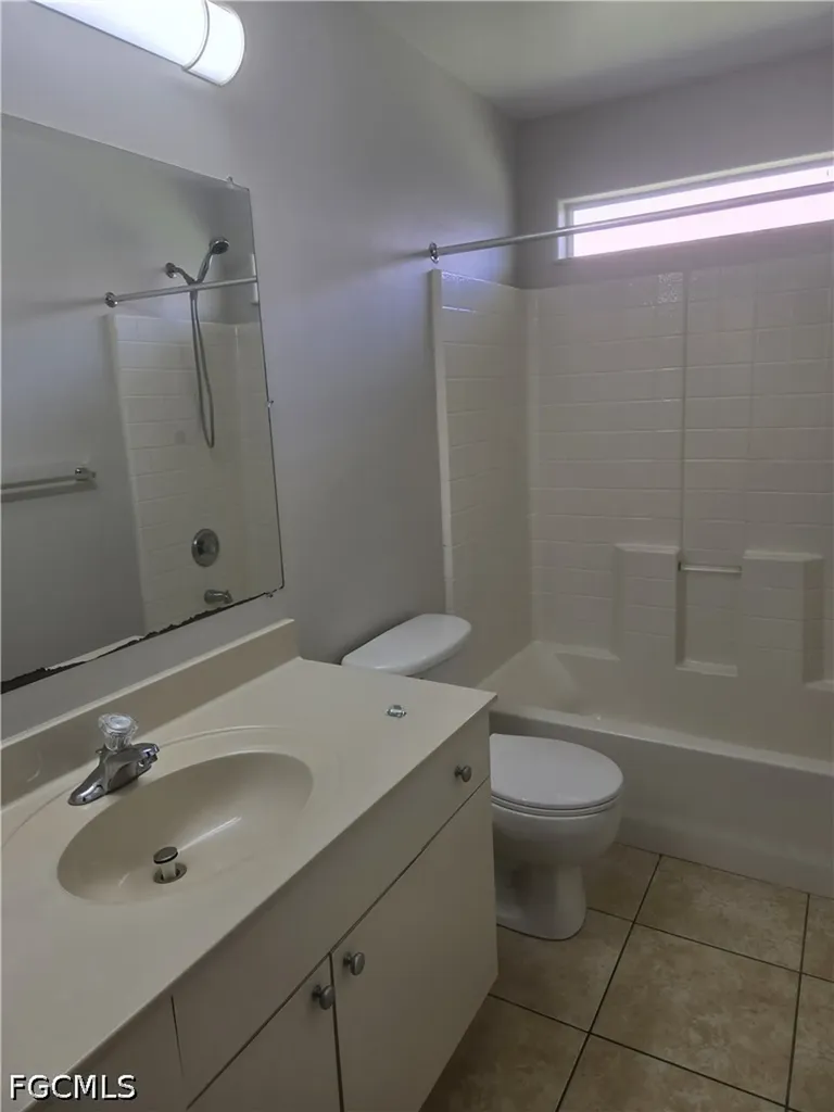 1617 SW 33rd Terrace Cape Coral FL 33914