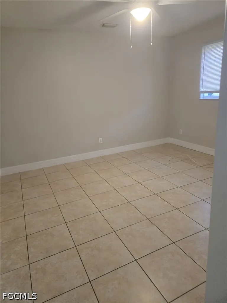 1617 SW 33rd Terrace Cape Coral FL 33914