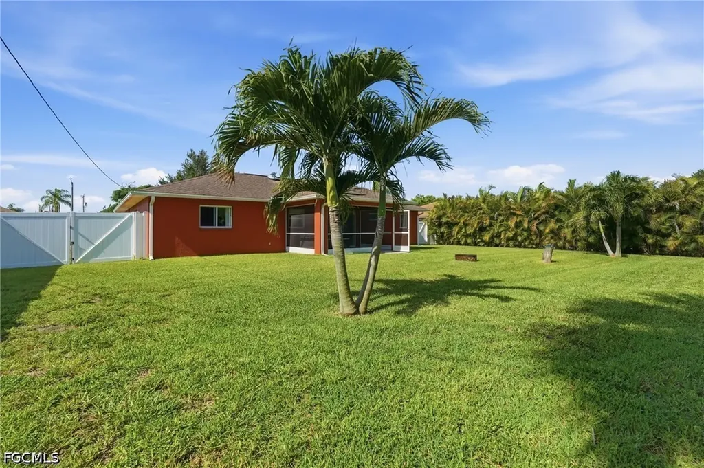 1403 Van Loon Terrace Cape Coral FL 33909