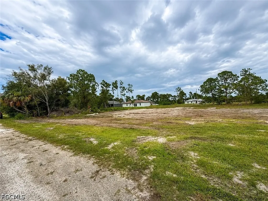 845 Dante Avenue S Lehigh Acres FL 33974