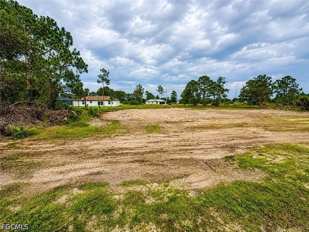 845 Dante Avenue S Lehigh Acres FL 33974