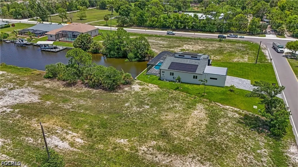 3203 NW 41st Avenue Cape Coral FL 33993