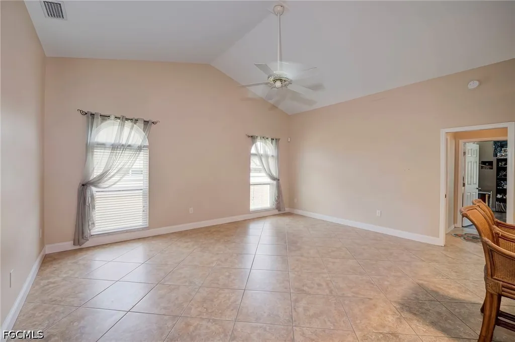 1722 SE 2nd Street Cape Coral FL 33990