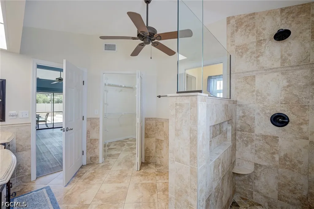 1722 SE 2nd Street Cape Coral FL 33990