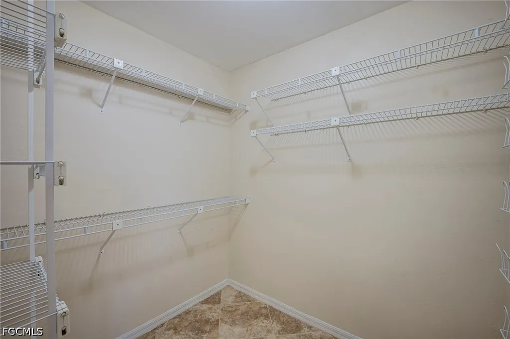 1722 SE 2nd Street Cape Coral FL 33990
