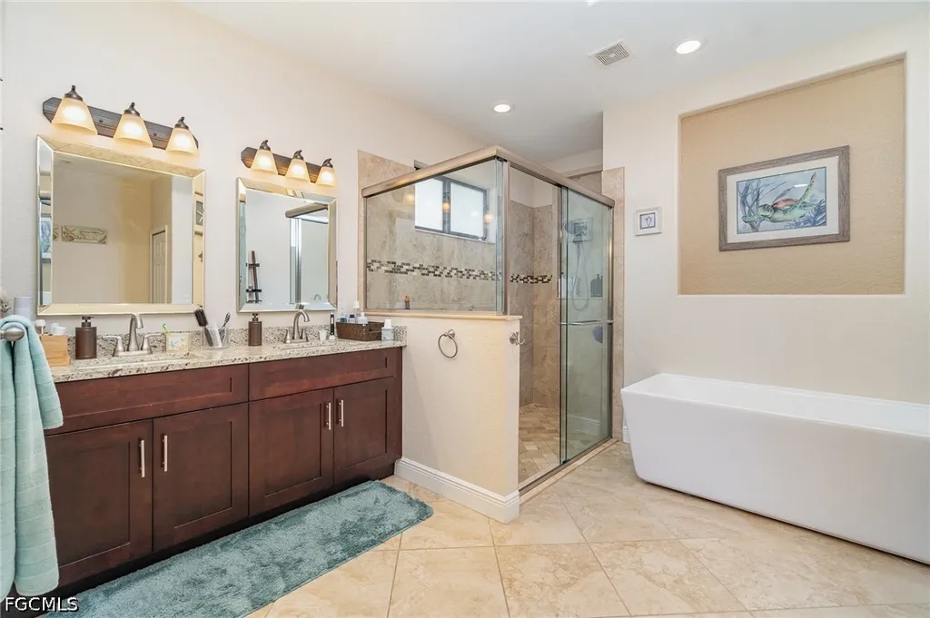 220 NW 26th Place Cape Coral FL 33993