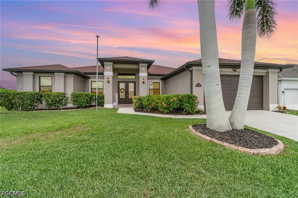 220 NW 26th Place Cape Coral FL 33993