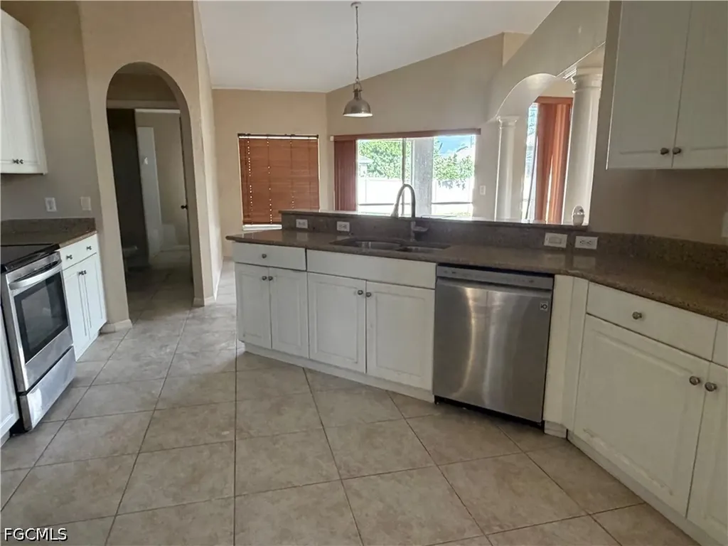 2017 SW 20th Avenue Cape Coral FL 33991