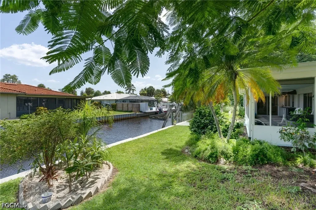 94 Gold Key Court North Fort Myers FL 33917