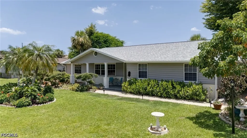 94 Gold Key Court North Fort Myers FL 33917