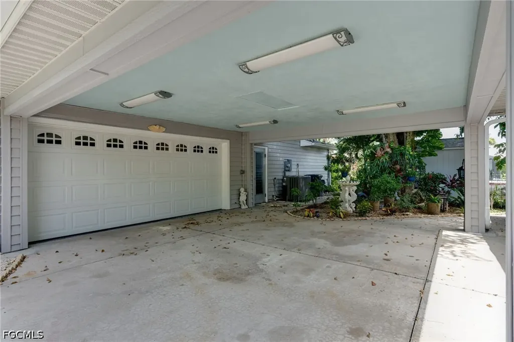 94 Gold Key Court North Fort Myers FL 33917