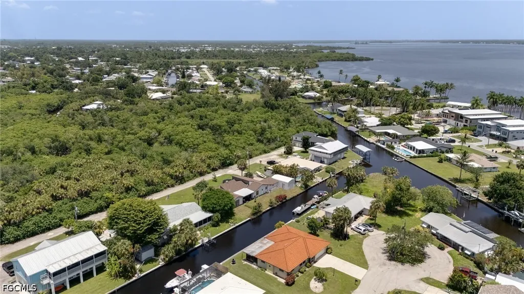 94 Gold Key Court North Fort Myers FL 33917