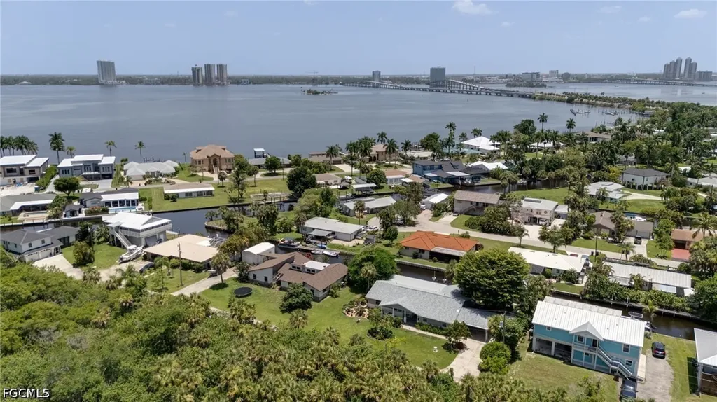 94 Gold Key Court North Fort Myers FL 33917