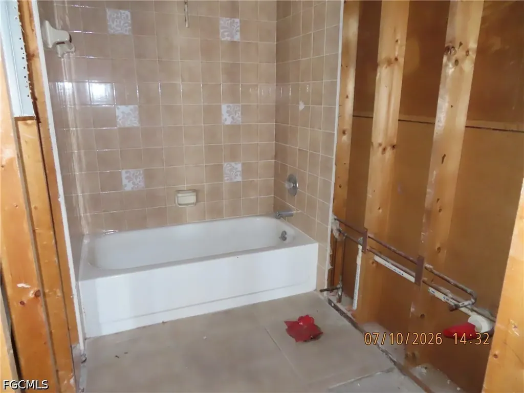 6012 Timberwood Circle Fort Myers FL 33908