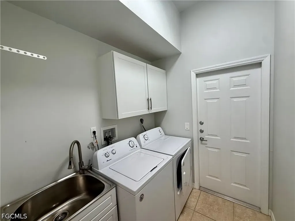 2836 SW 47th Terrace Cape Coral FL 33914