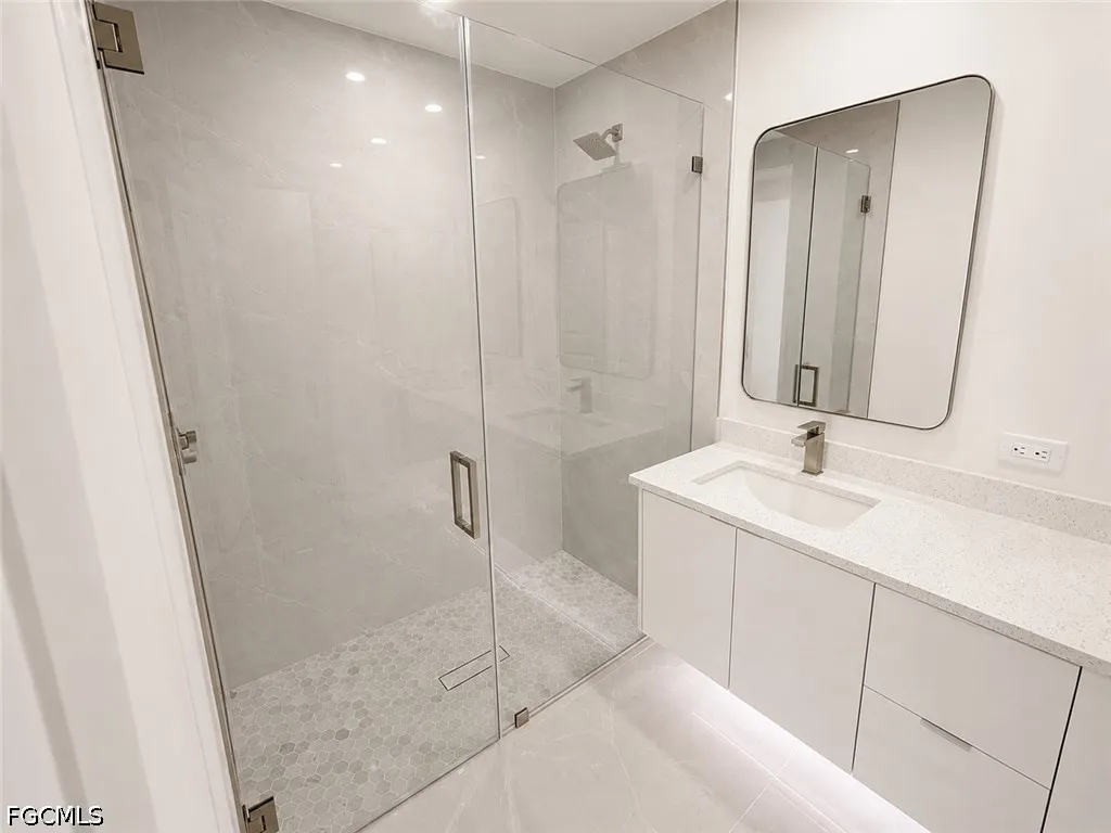 2529 NW 19th Place Cape Coral FL 33993
