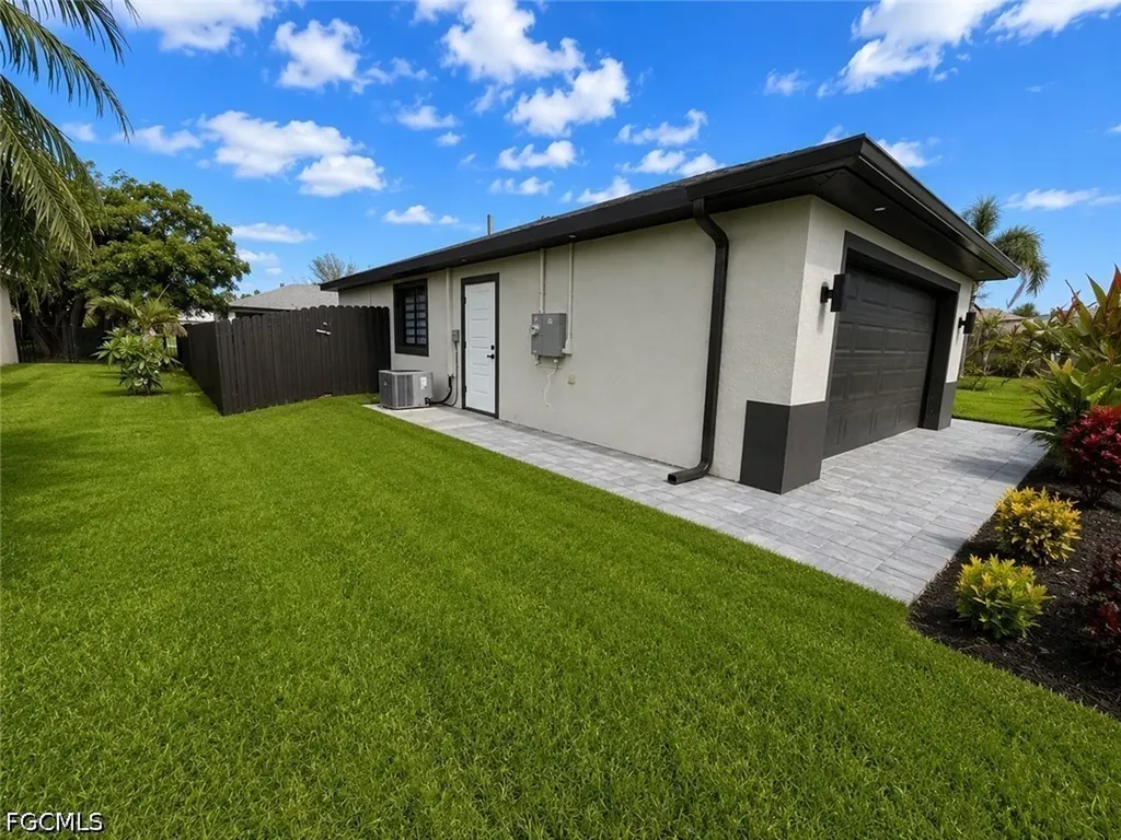 2529 NW 19th Place Cape Coral FL 33993
