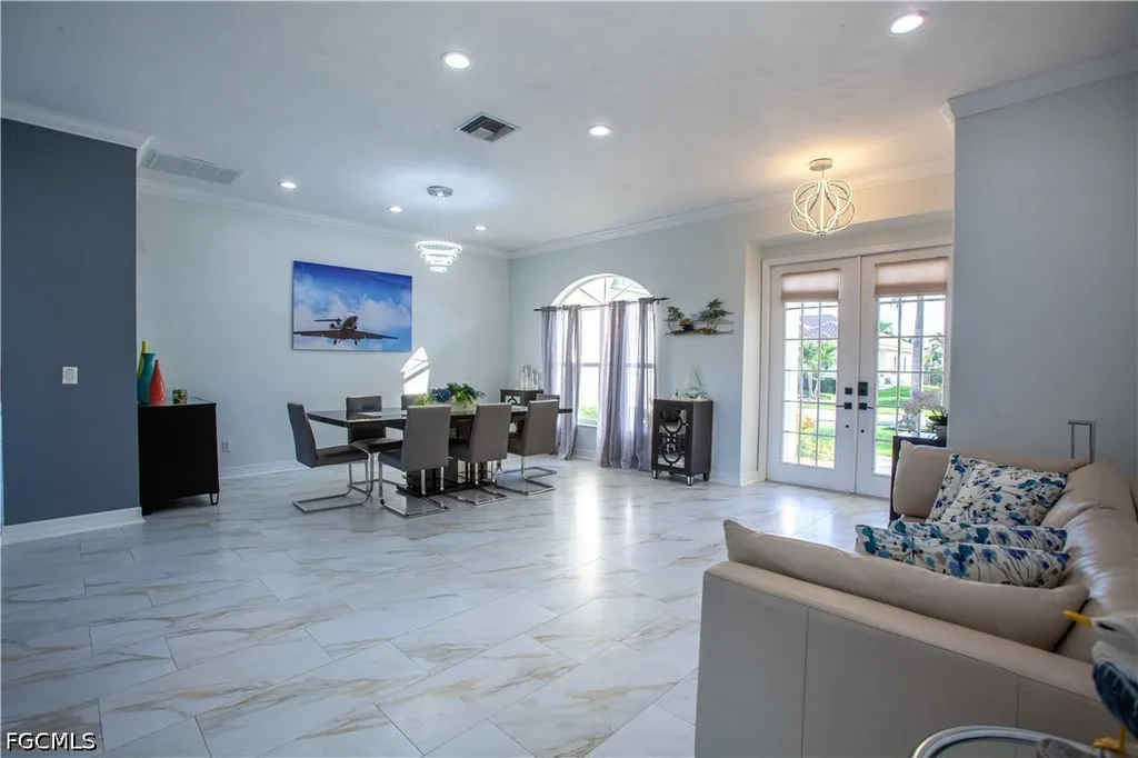 2549 SW 38th Street Cape Coral FL 33914